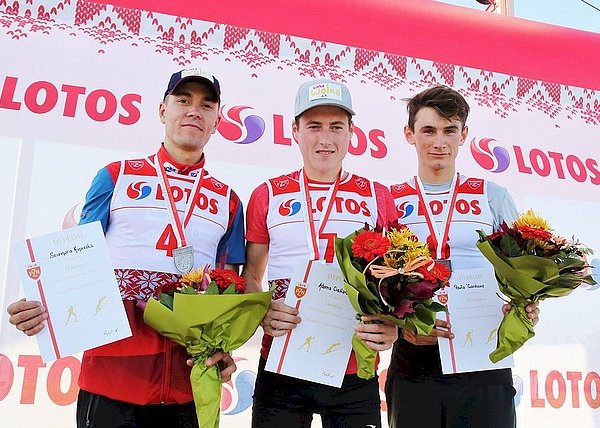 489_podium.jpg